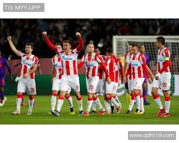 阿斯坦纳与贝尔格莱德的激烈对决揭示足球战术与团队协作的魅力